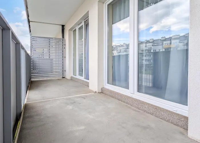 Apartment Jagodno Comfort By Bookinghost